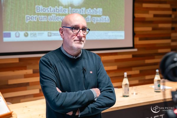 Biostabile: i Prati Stabili per un allevamento di qualità