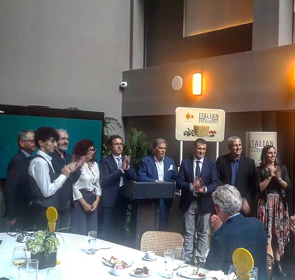 Do you speak Grana Padano?