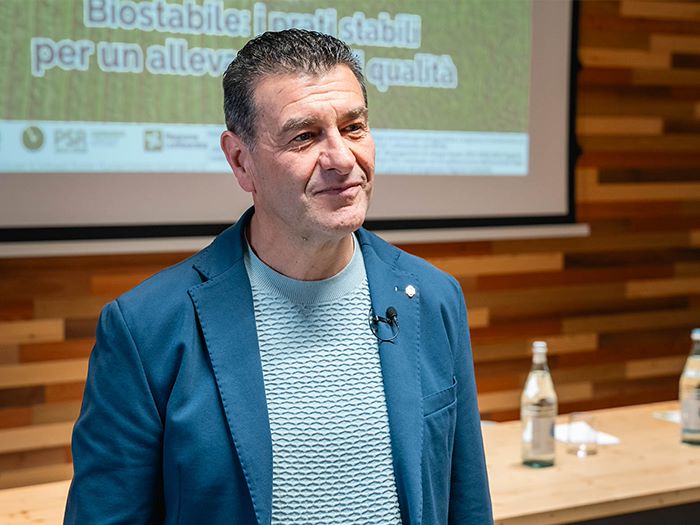 Biostabile: i Prati Stabili per un allevamento di qualità