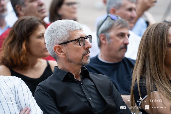 Sapiens - Spettacolo Zodiaco: 4 Stagioni Celesti