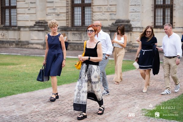 Sapiens - Spettacolo Zodiaco: 4 Stagioni Celesti