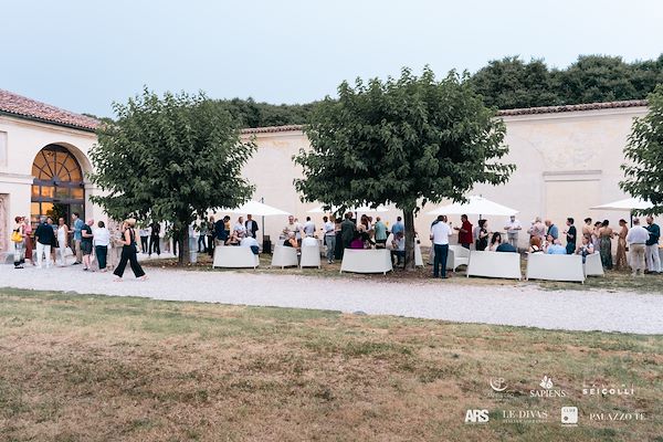 Sapiens - Spettacolo Zodiaco: 4 Stagioni Celesti